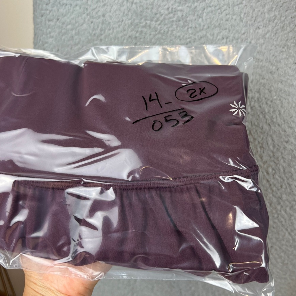 Athleta Salutation Cargo Jogger Pants Burgundy Maroon Womens 2X High Rise Yoga - Picture 10 of 10